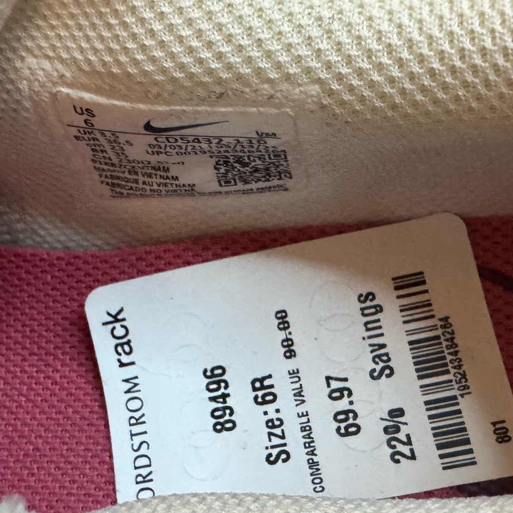 Nike Air Max SIZE 6 NEW White with Maroon and Grey details - Picture 6 of 11